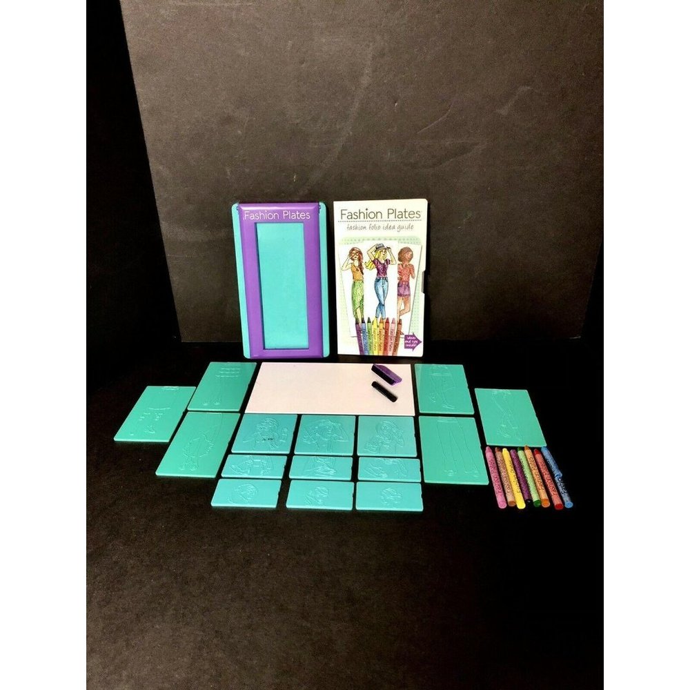 KAHOOTZ Fashion Plates Toy Women’s Clothes Models